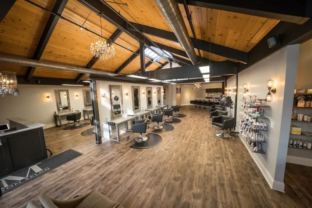 Niki Moon Salon & Spa — Beauty salon in Naperville
